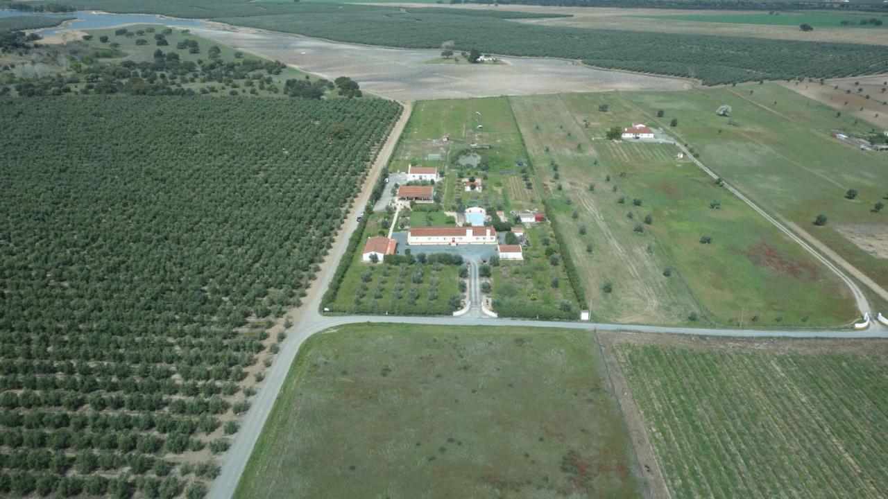 Monte Chalaca - Turismo Rural Ferreira Do Alentejo Exterior foto