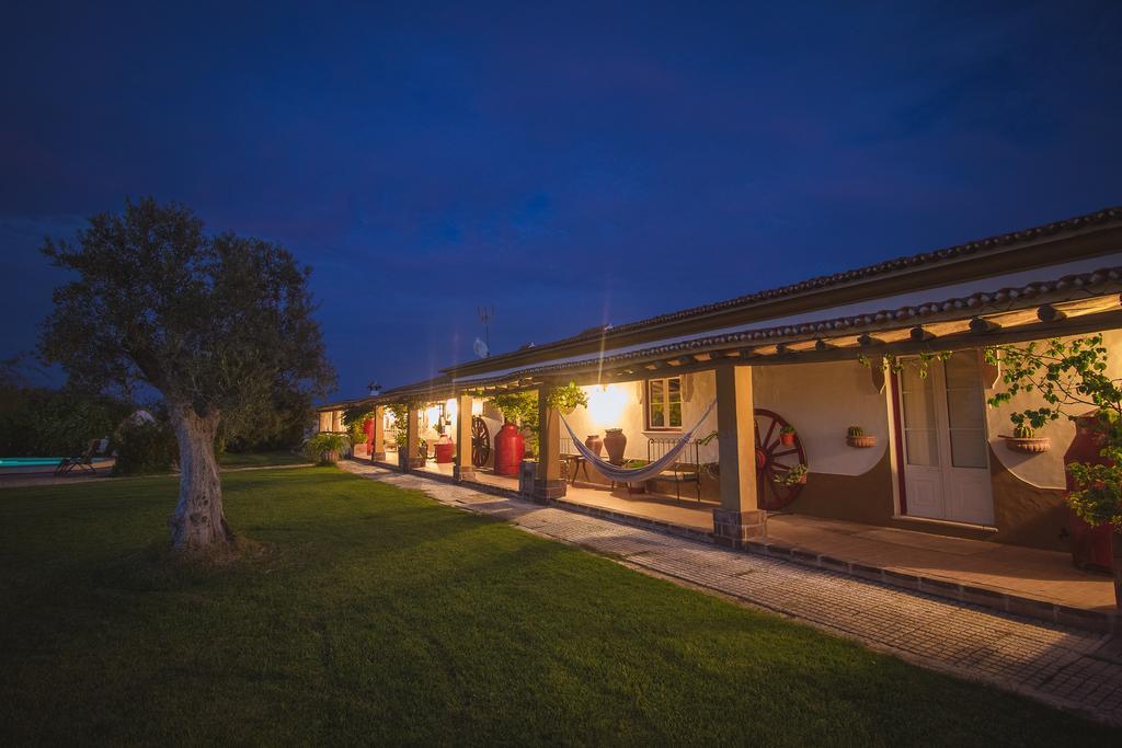 Monte Chalaca - Turismo Rural Ferreira Do Alentejo Exterior foto
